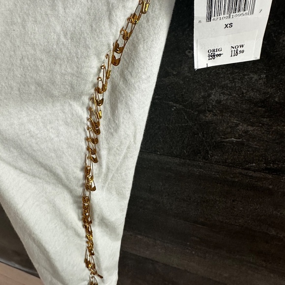 FREECITY Women's Str8up Golden Pins Sleeveless T-Shirt, Magical White Rabbit, NW - Picture 7 of 10